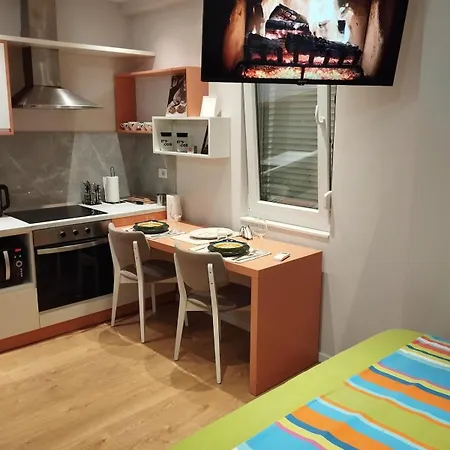 Apartment Rombald Square Tirana